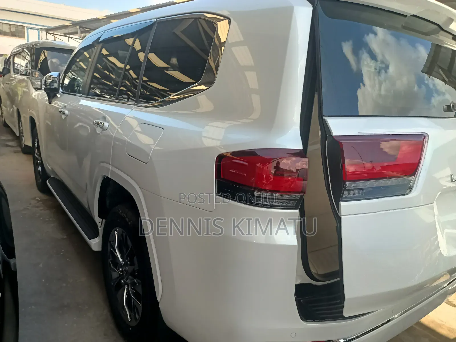 Toyota Land Cruiser 2023 White