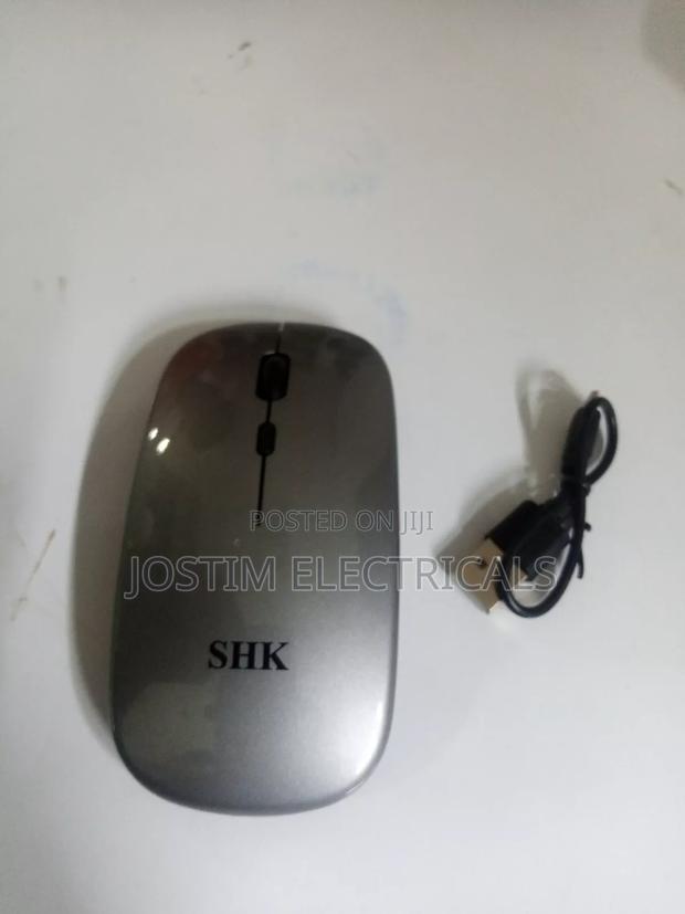 Wirelss Rechargeable Mouse - main view
