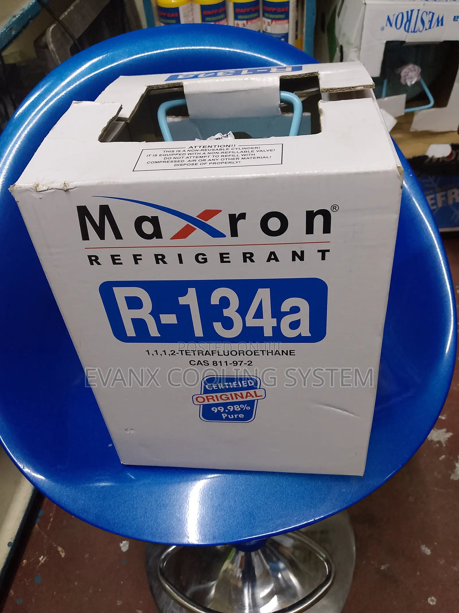 R 134 Maxron Gas (3kg)