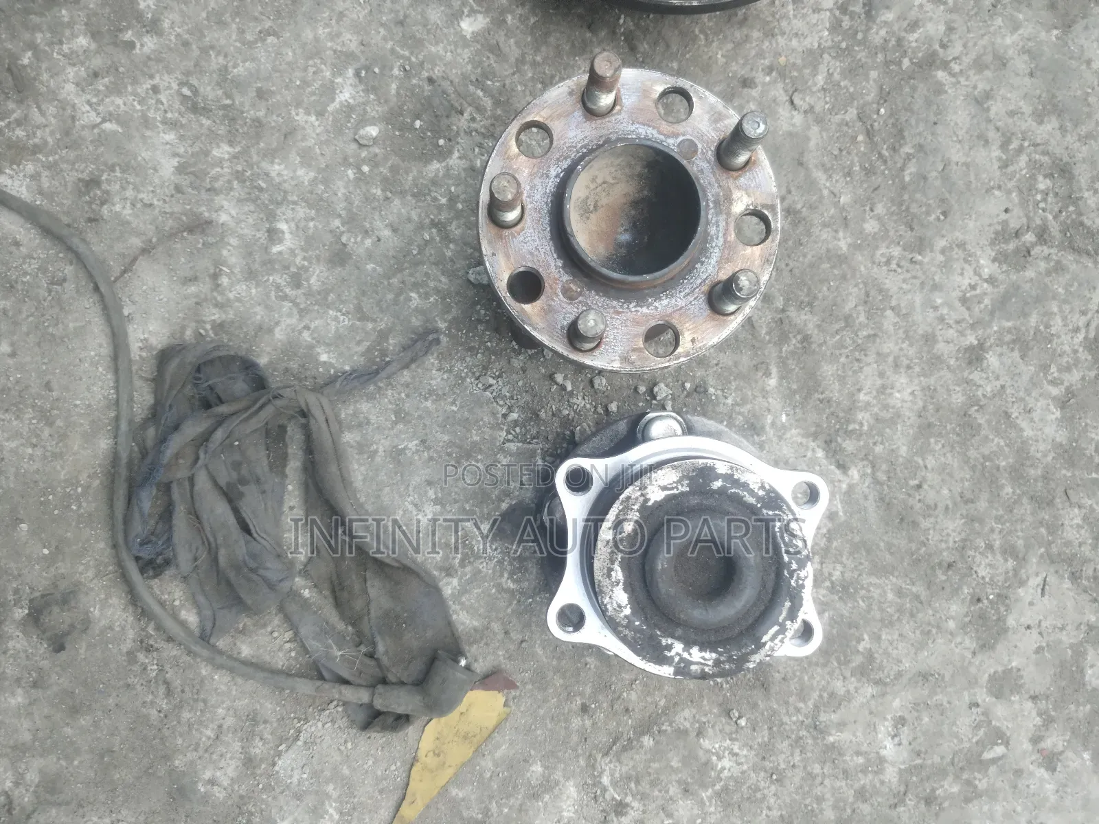 Subaru Outback Rear Hubs.