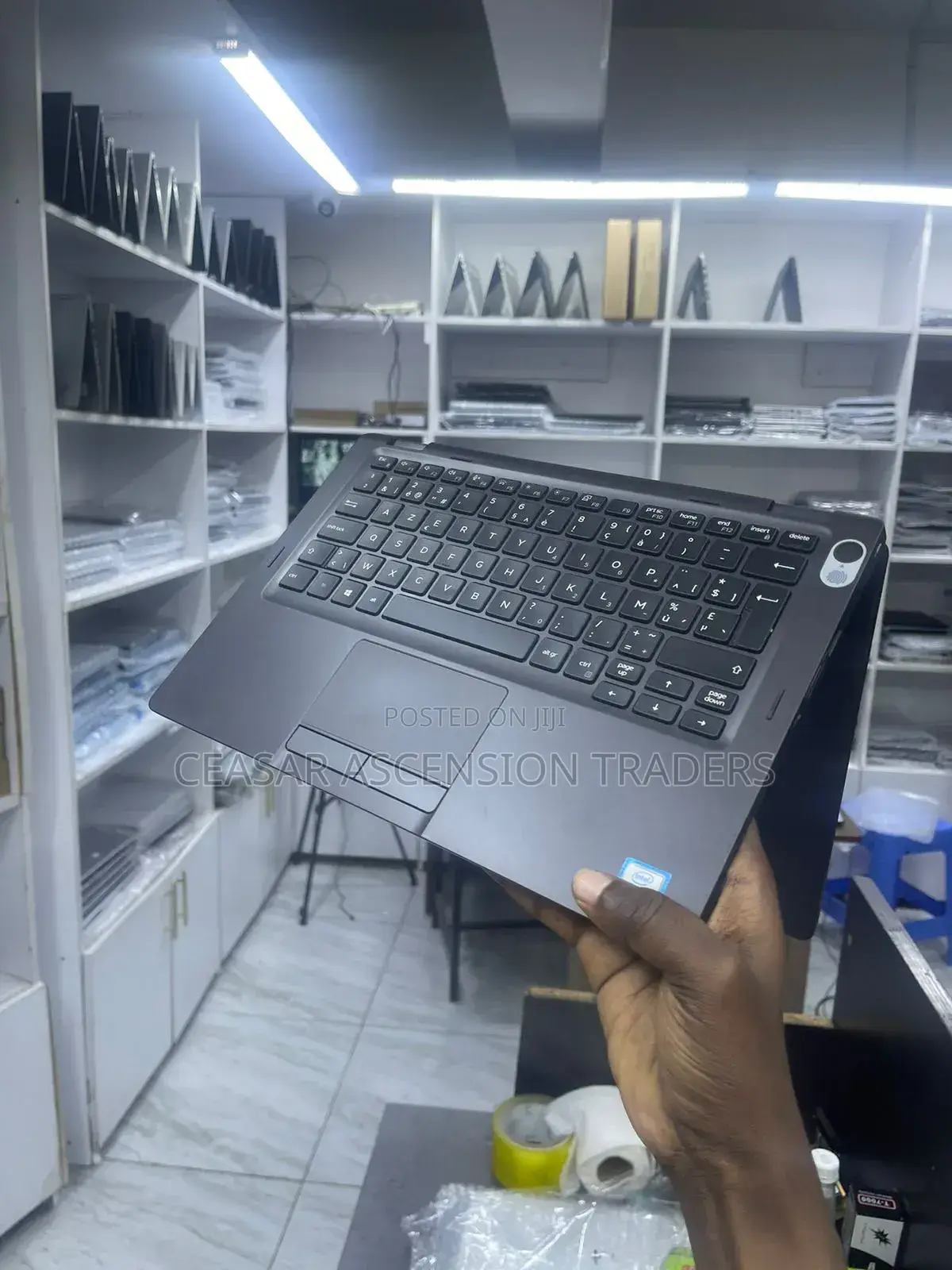 Laptop Dell Latitude 5300 16GB Intel Core I5 SSD 256GB