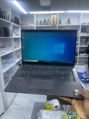 Laptop Dell Latitude 5300 16GB Intel Core I5 SSD 256GB