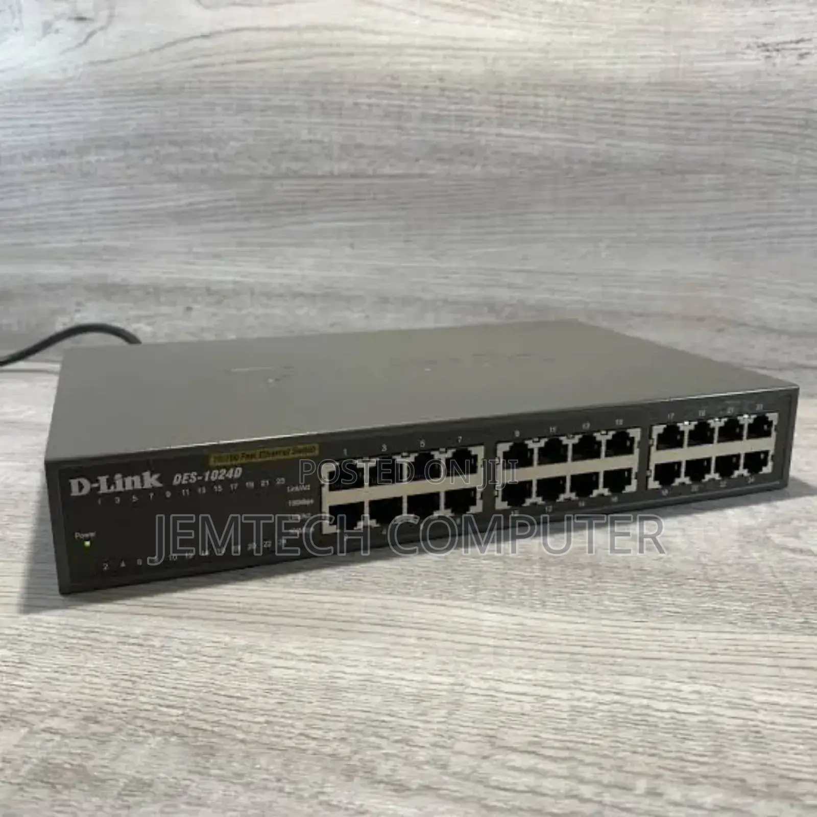 D-Link 24ports 10/100mbps Desktop Switch