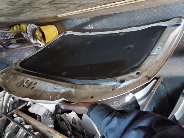 Toyota Crown 2012 Bonnet Assembly - thumbnail 4