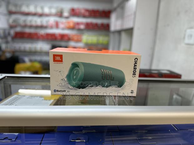 JBL Charge 5
