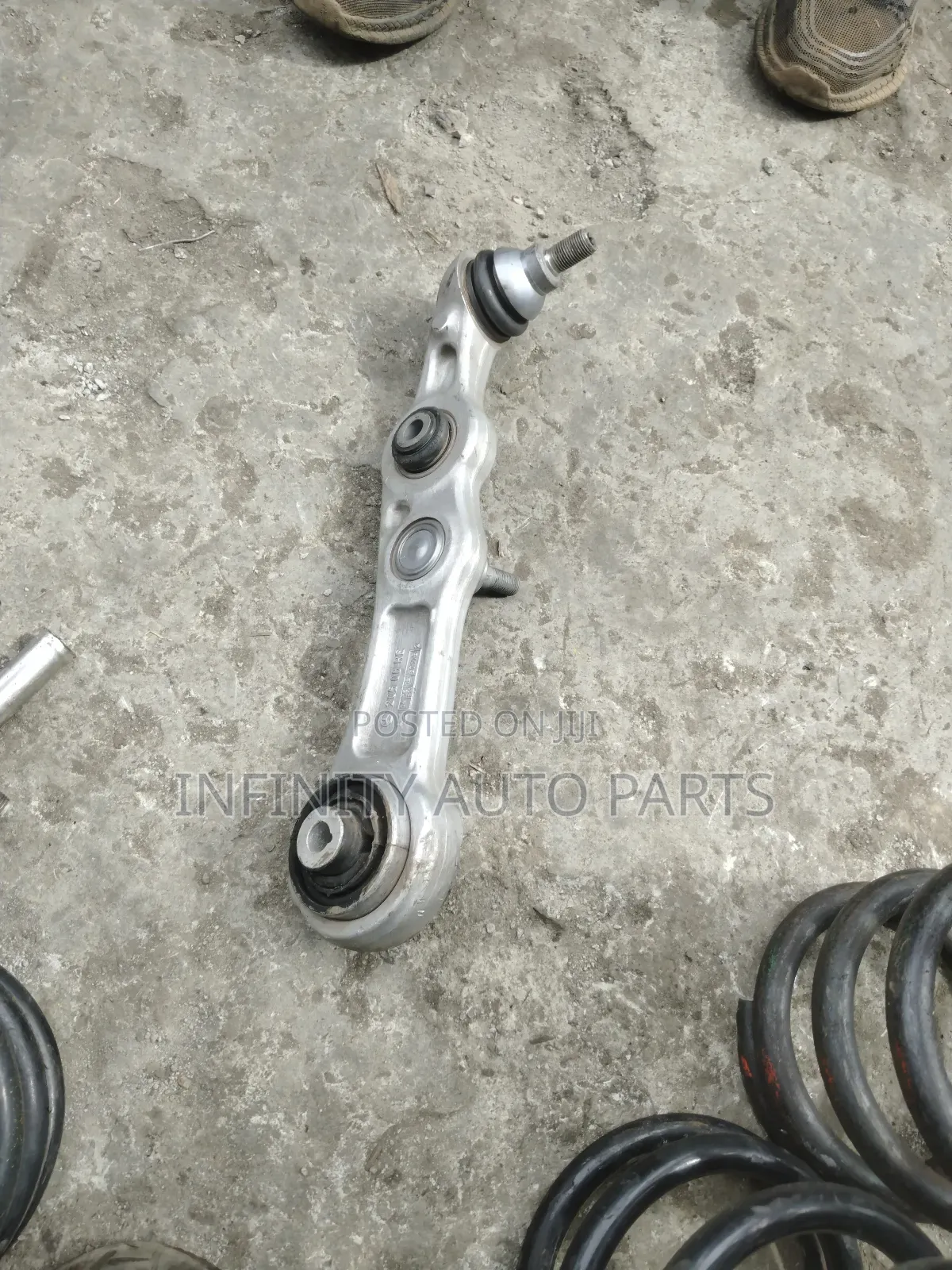 Mercedes C-Class W205 C205 Front Control Arms