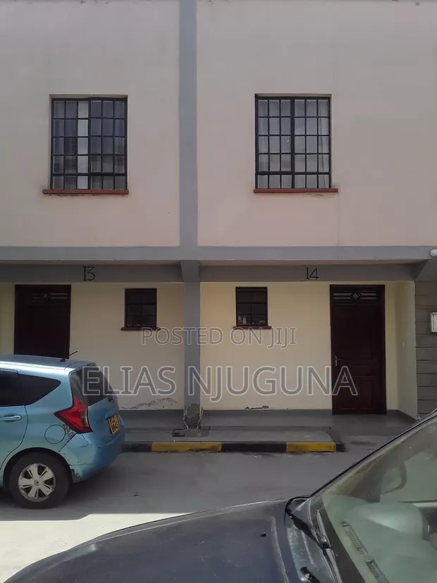 3bdrm Maisonette in New Donholm Estate for rent