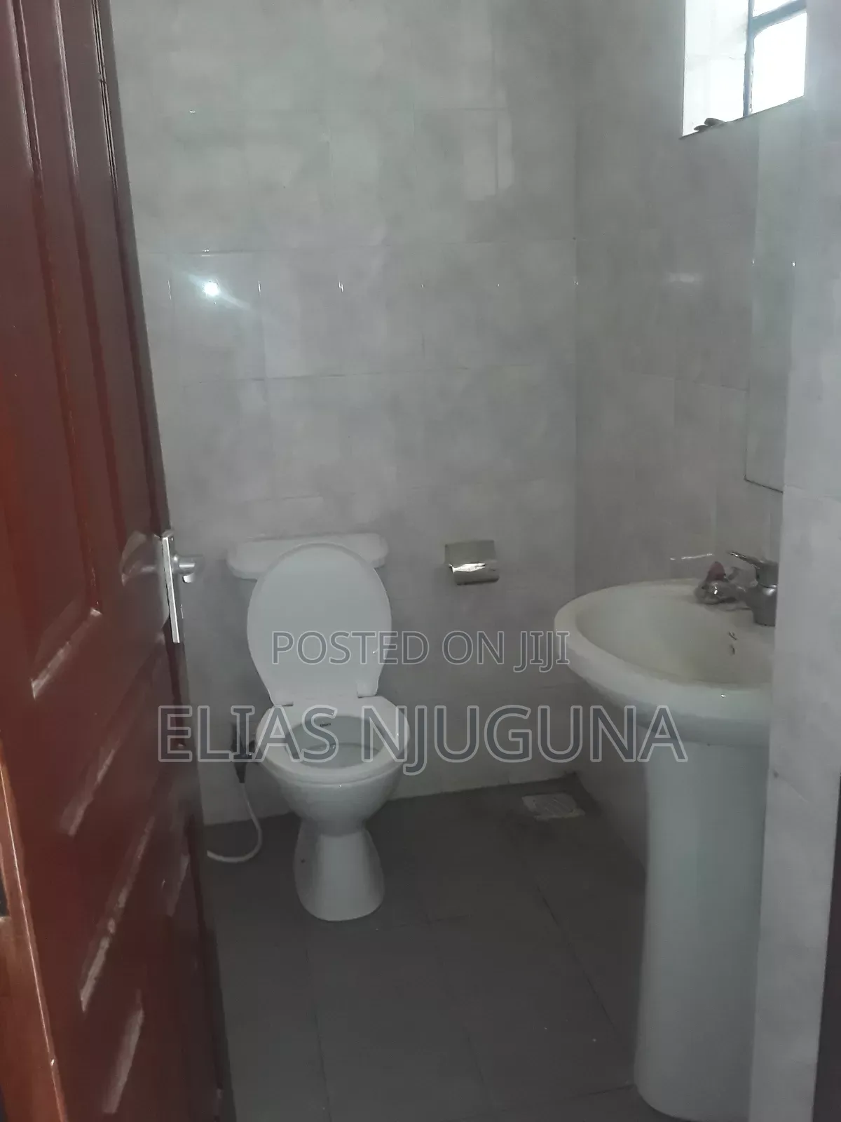 3bdrm Maisonette in New Donholm Estate for rent