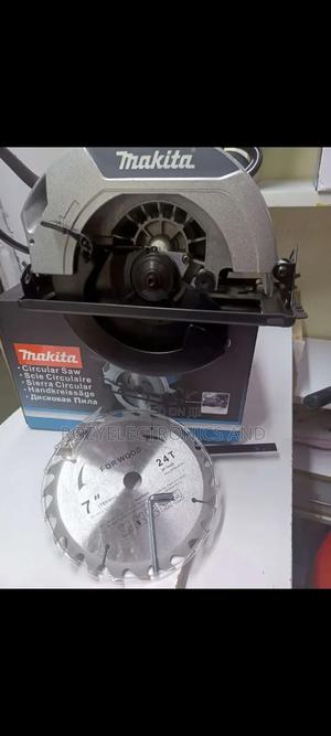 7inch Makita Circular Saw - thumbnail 2