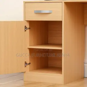 1200mm Executive Office Desk With Lockable Drawers