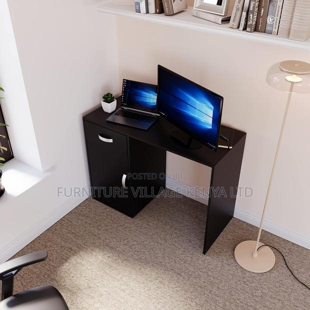 1200mm Home Office Study Desk With Lockable Drawers