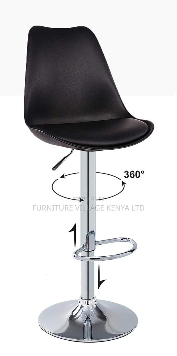Curvy Kitchen Stool/Bar Stool - thumbnail 3