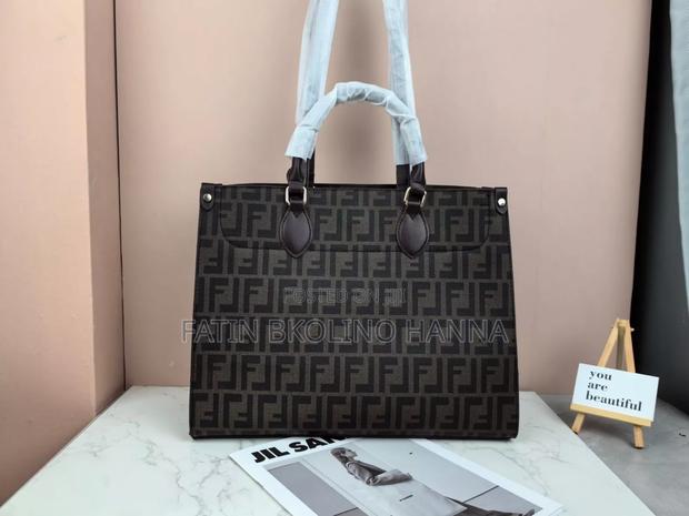 Official Handbag - main view