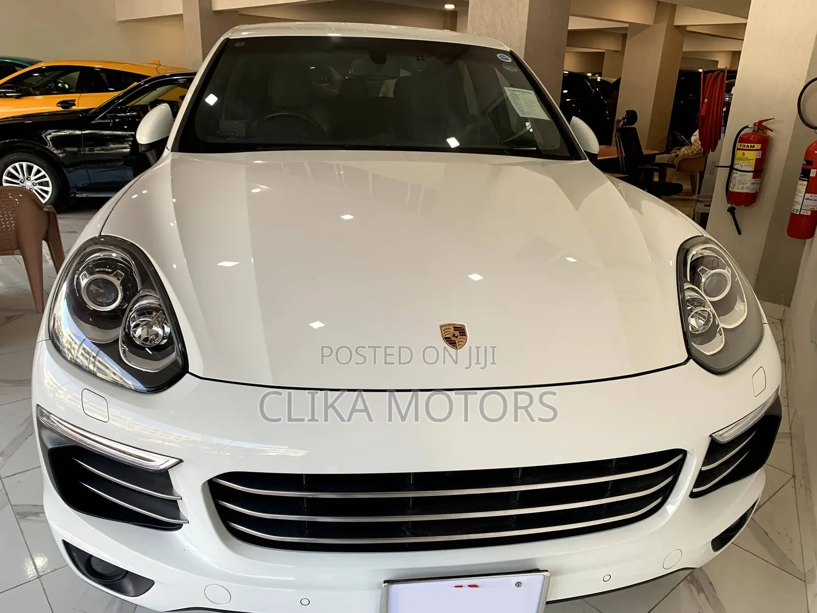 Porsche Cayenne Base AWD 2018 Pearl