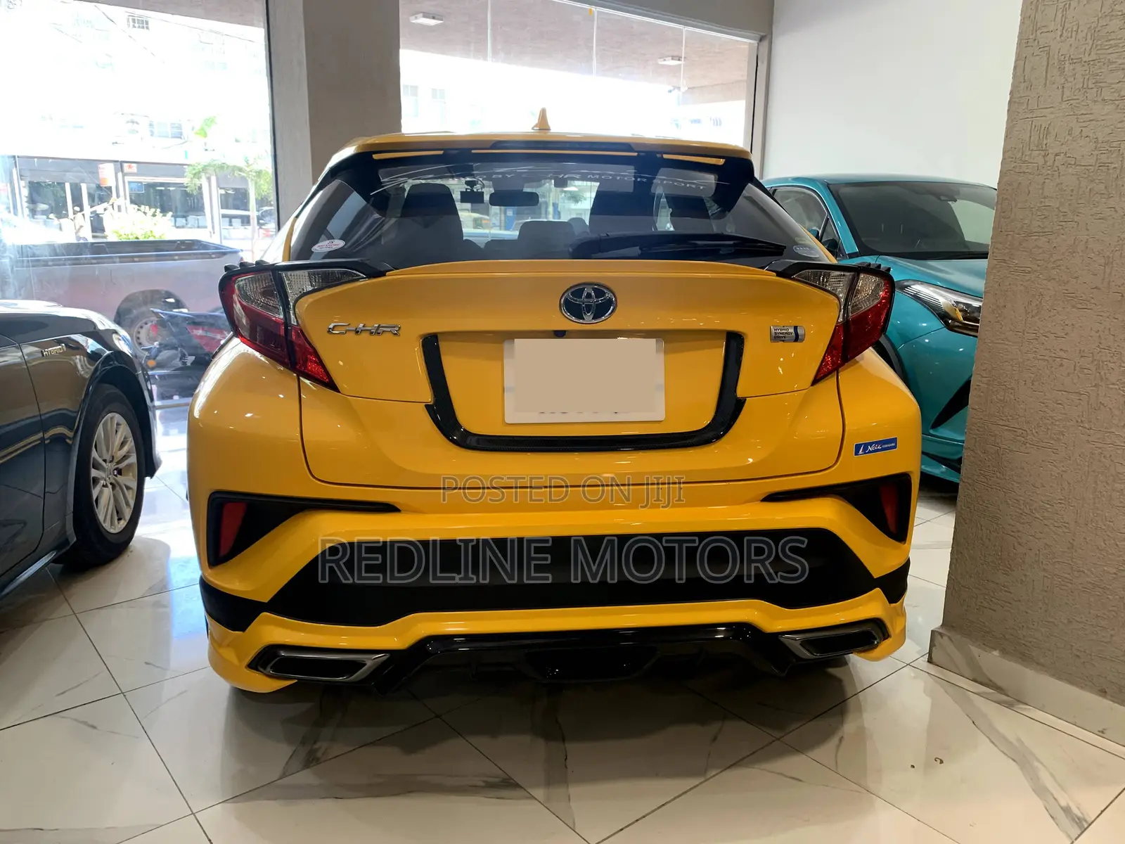 Toyota C-HR 2017 Yellow