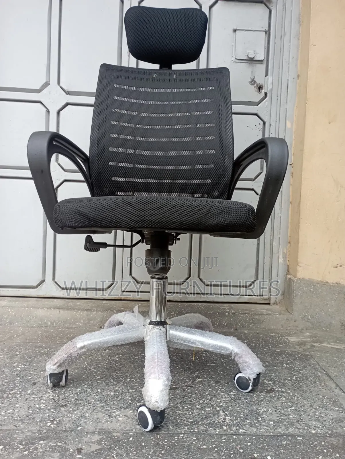 Office Chair With Headrest