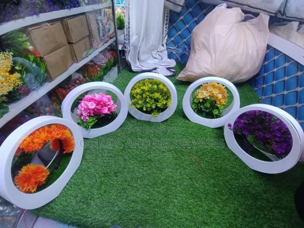 Wall Decor Flowers and Vases Variety of Colors
