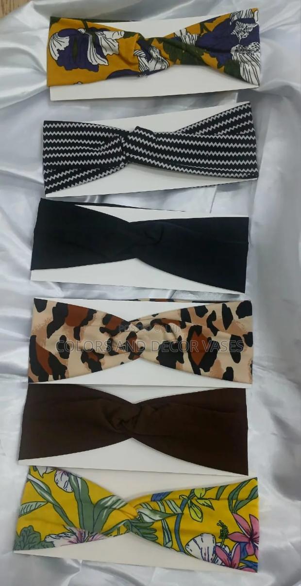 Beautiful Headbands to Enhance Your Style - thumbnail 3