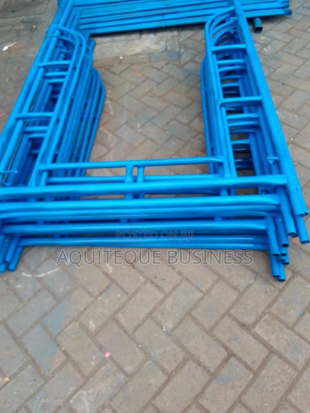 Scaffolding Metallic Ladder - main view