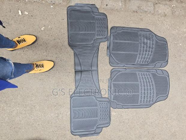 3pcs Universal Car Floor Mats Conjoined