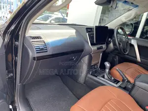 Toyota Land Cruiser Prado 2020 Black