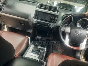 Toyota Land Cruiser Prado 2.8 D-4D 2016 White