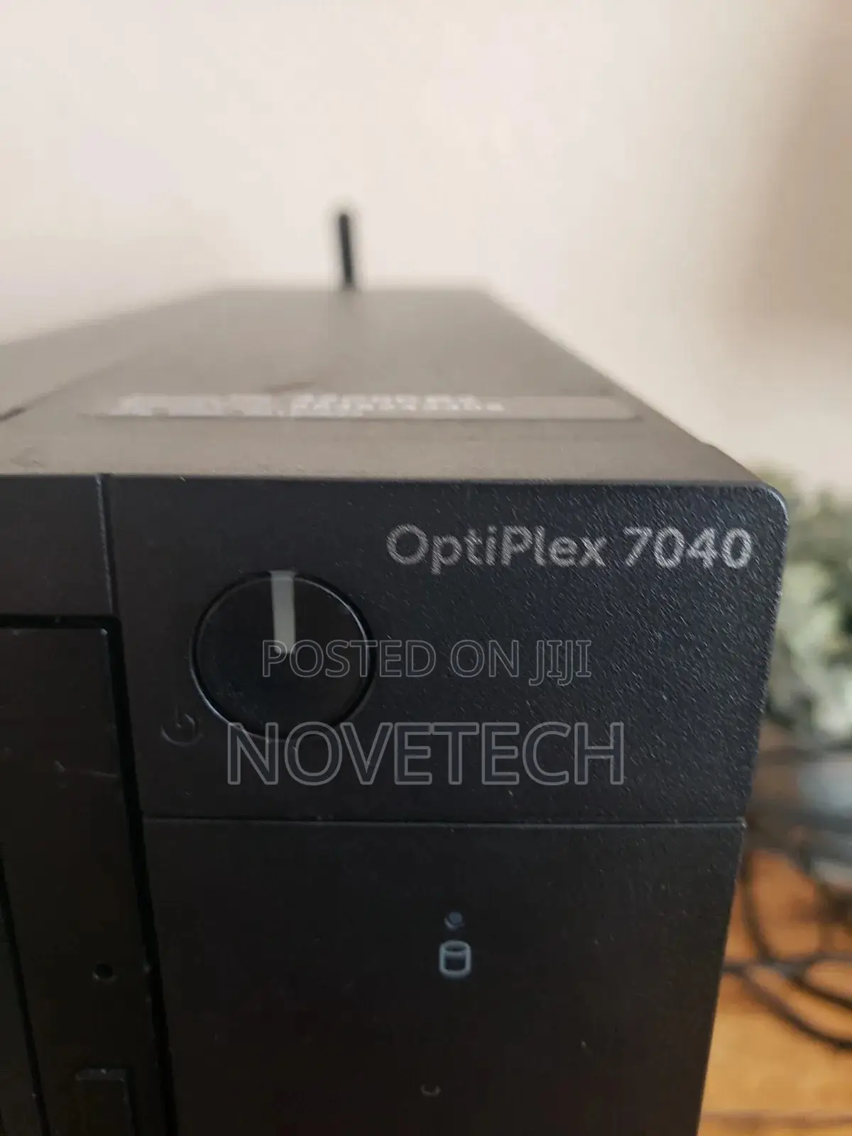 Desktop Computer Dell OptiPlex 7040 16GB Intel Core I5 SSD 256GB