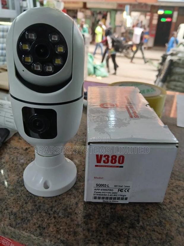 Light Bulb Dual Lens Wifi Smart Camera - thumbnail 2