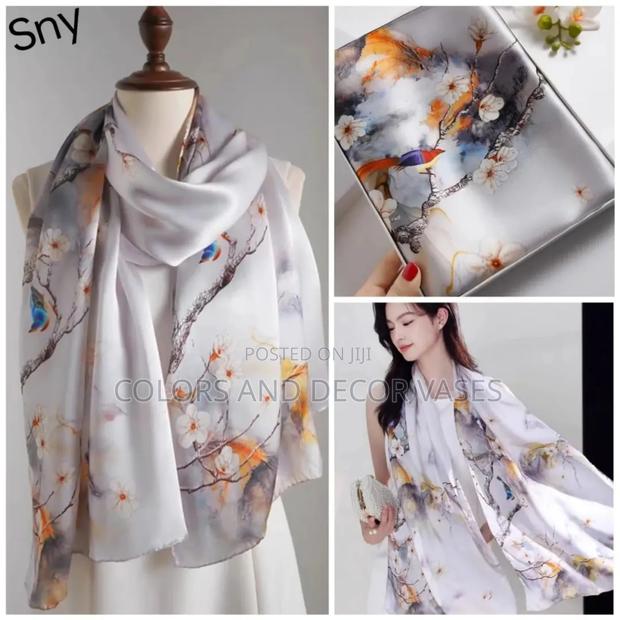 Big Classic Scarfs Available - thumbnail 3