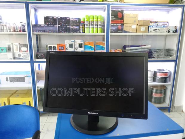 Lenovo Desktop + 22" Monitor - thumbnail 6