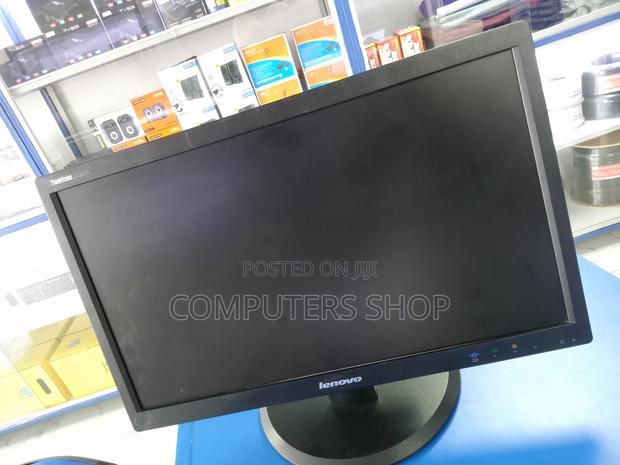 Lenovo Desktop + 22" Monitor - thumbnail 8