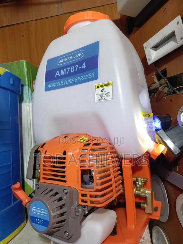 Astramilano Engine Knapsack Sprayer 4stroke - main view