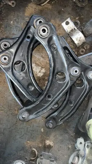 Nissan Note Arms
