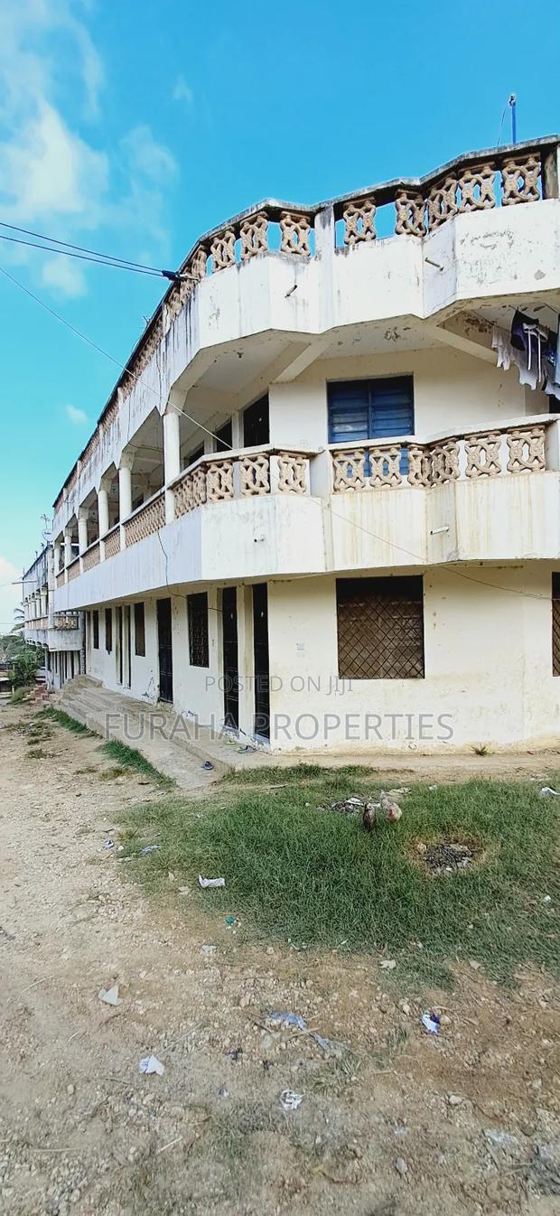 1bdrm Block of Flats in Bamburi Kiembeni for sale - thumbnail 2