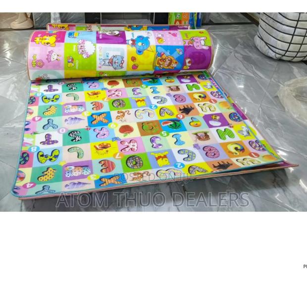 Crawling Mat/Water Proof 6×9 - main view