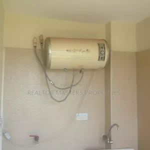 3bdrm Apartment in Viefore, Jamhuri for rent