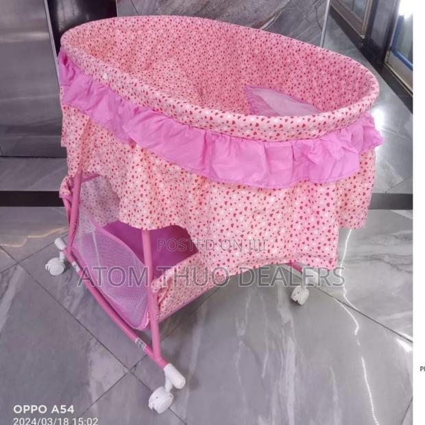 Baby Bassinet - main view