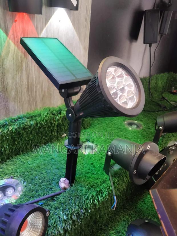 Spike Light Solar - main view