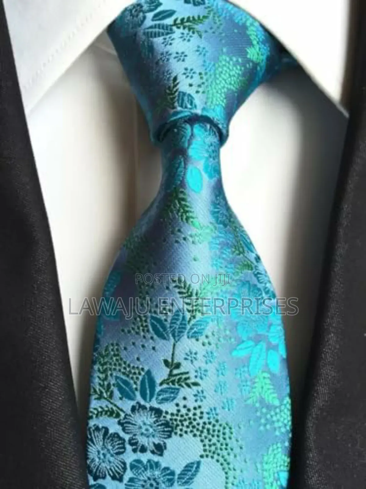 Turquoise Men's Tie With Pocket Square