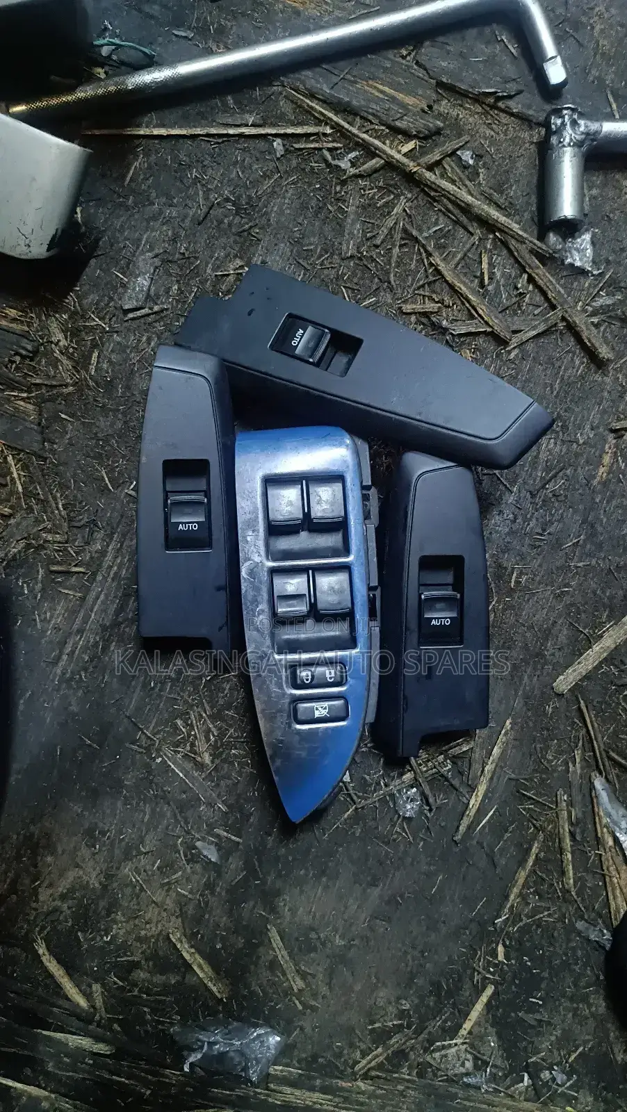 Main Switch Toyota Fielder 2014