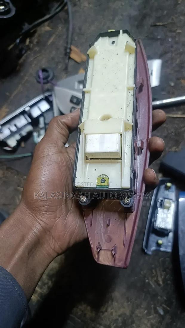 Main Switch Allion/ Premio 260 - main view