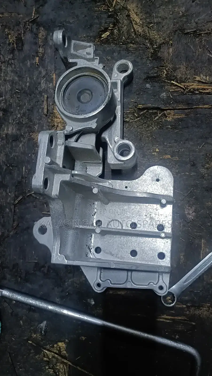 Gearbox Mounting X-trail T31