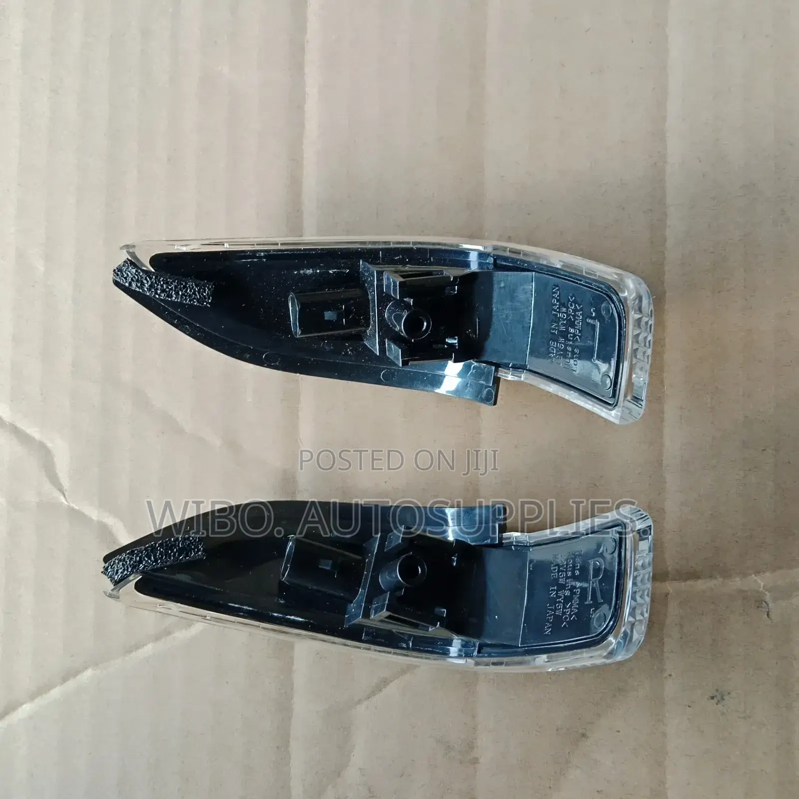 Toyota Fielder/Axio/Vitz/Premio Side Mirror Indicator Lights