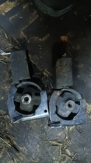 Corolla Fielder Radiator Mounting