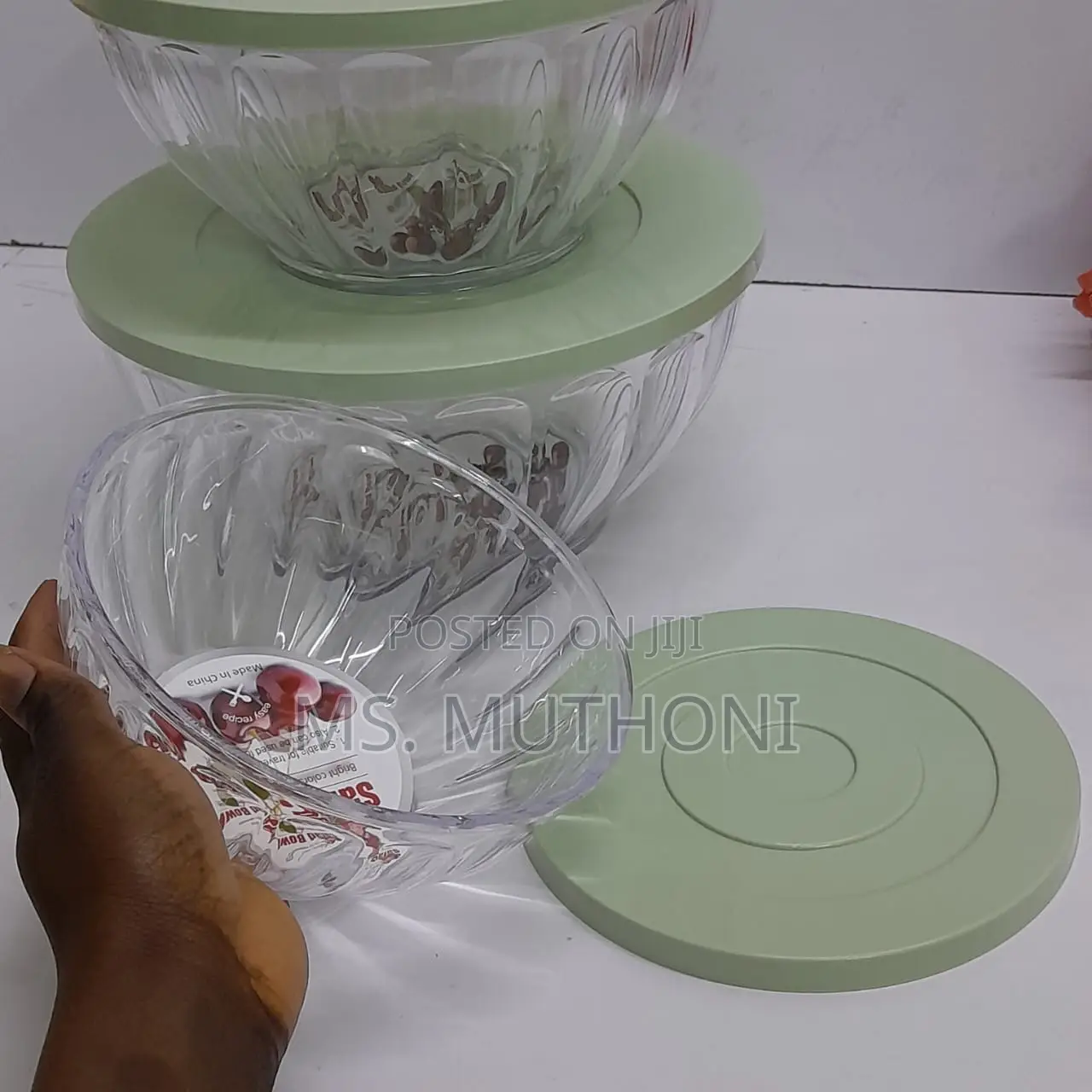 4 In1 Stackable Salad Bowls Available