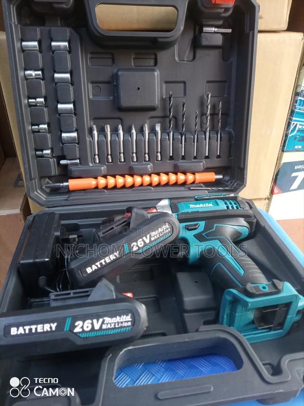Strong 26v Makita Rechargeable Drill - main view