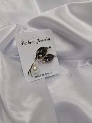 Brooches Available Variety of Designs