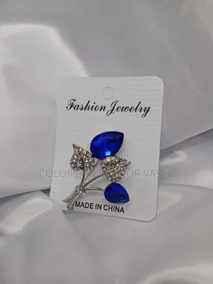 Brooches to Spice Up Your Official Clothes