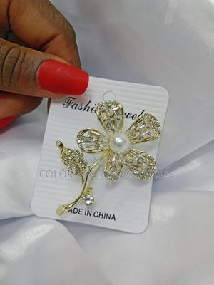 Pretty Brooches Good Quality Available - thumbnail 2