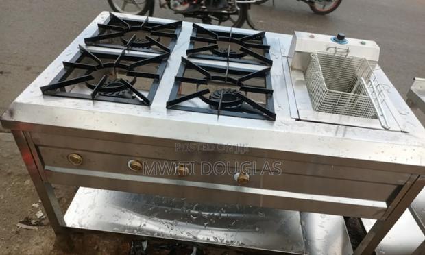 Proven Modern Kitchen Four Burner Combined Unit - main view